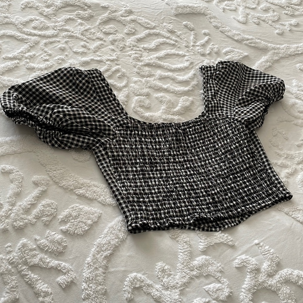 Crop top